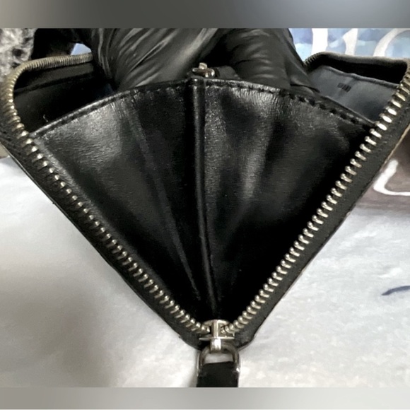 BURBERRY Smoke Check / Nova Check Plaid Leather Zip Around Wallet - Picture 8 of 11